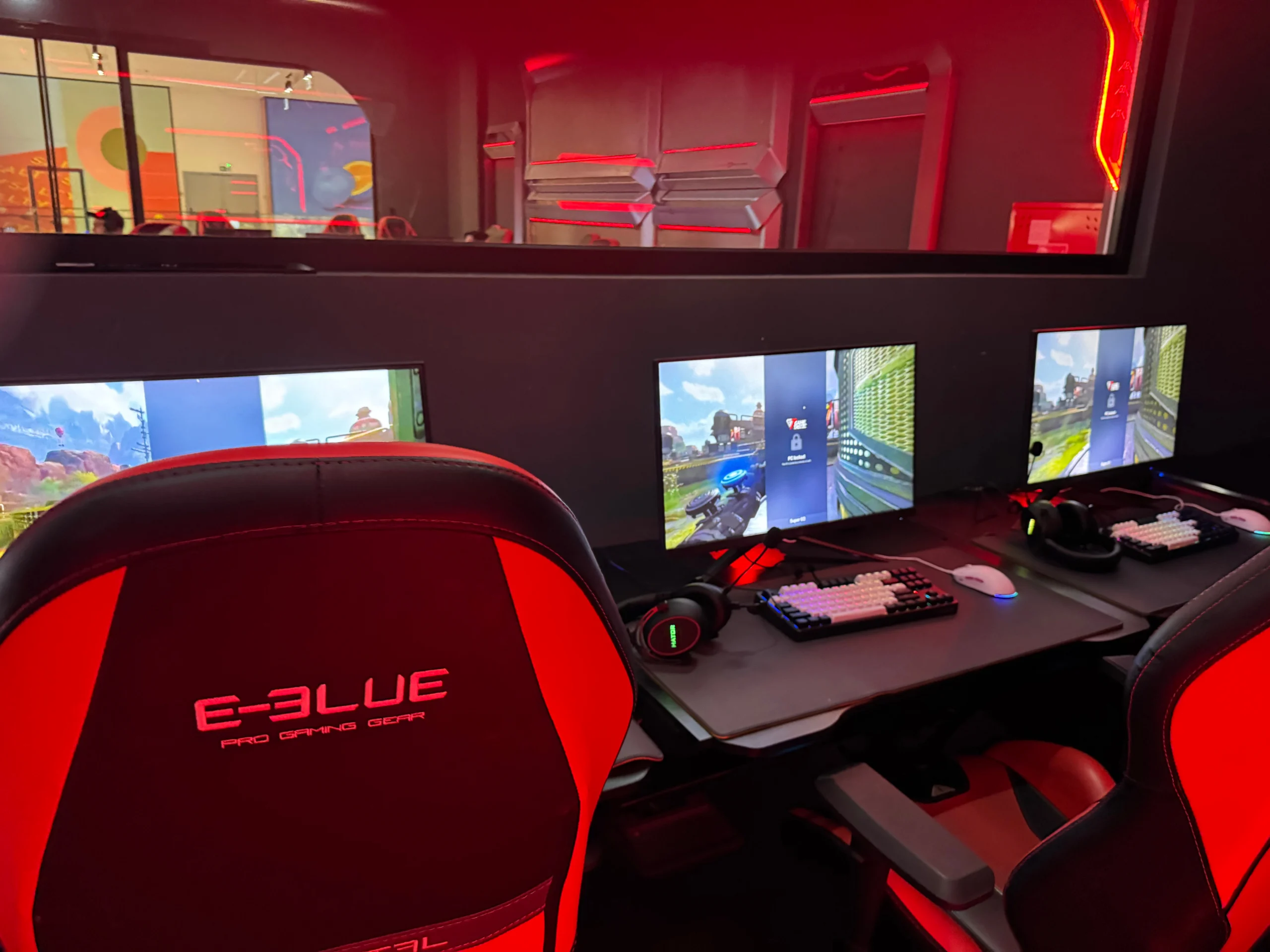 Gaming cafe setup